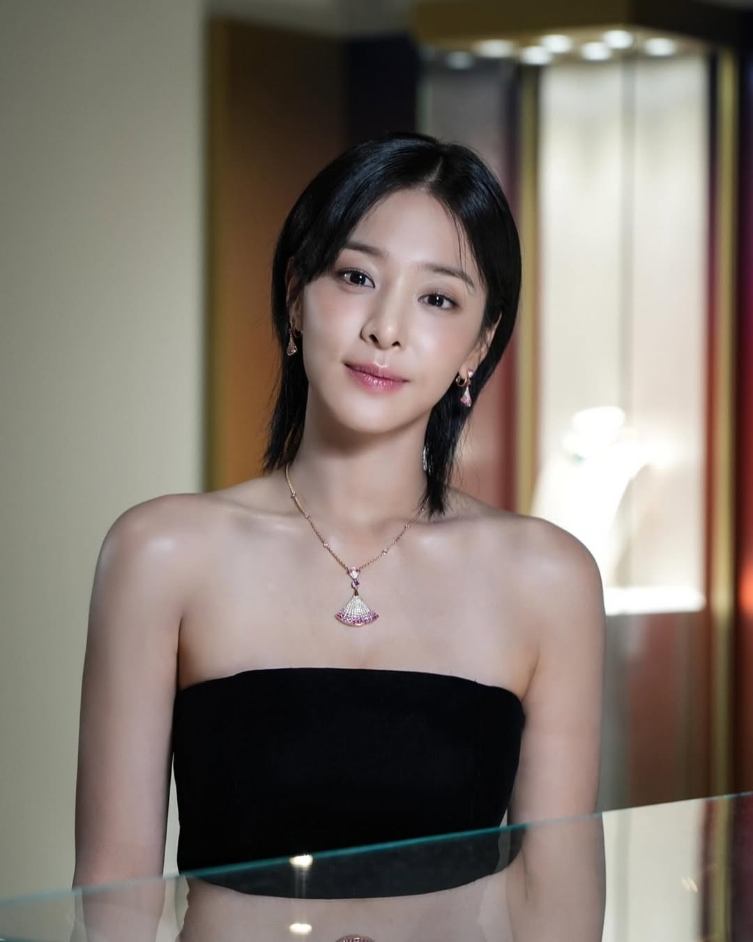 Seol In Ah public/images/actor/images/Seol-In-Ah-5432.jpeg