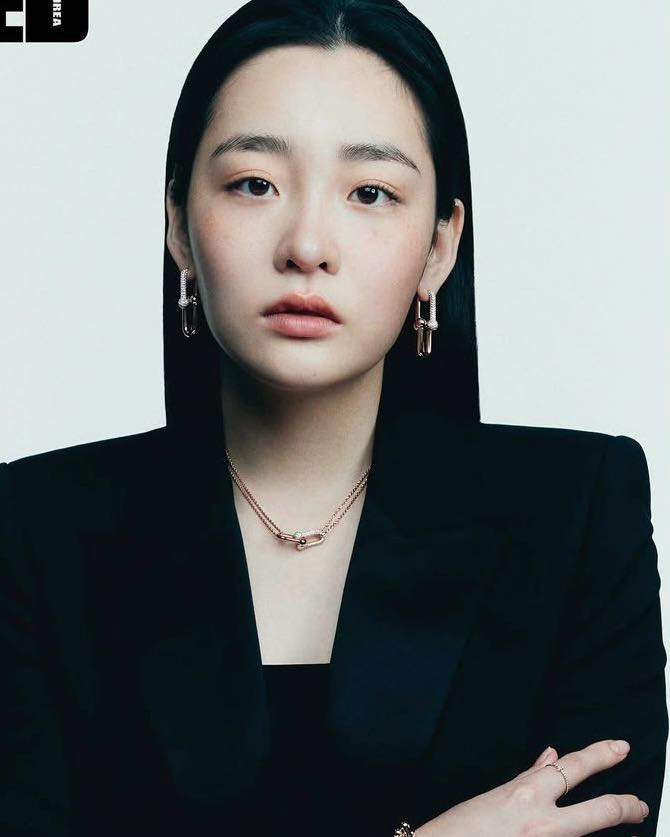 public/images/actor/profilePic/Kim-Min-Ha-6897.jpeg